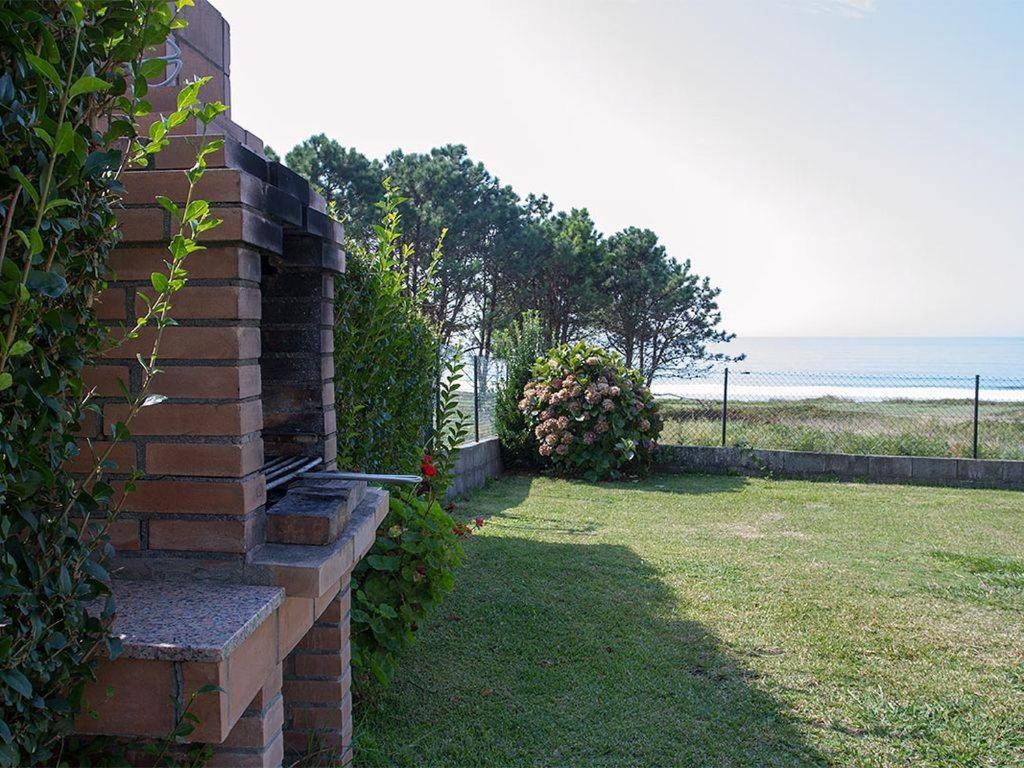 Apartamento Playa De Larino Gándara Екстериор снимка