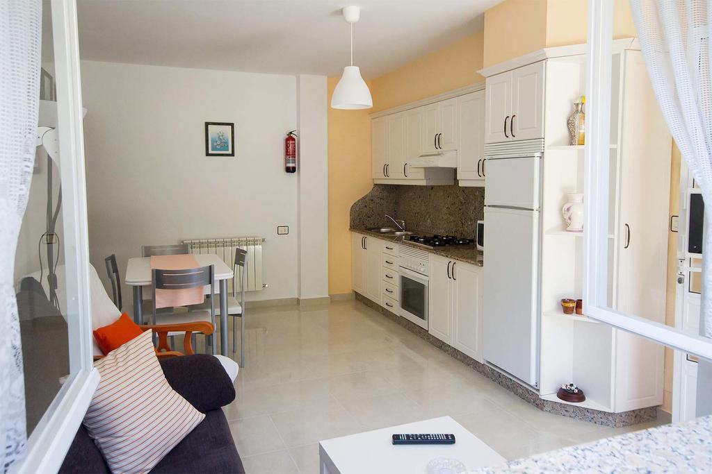 Apartamento Playa De Larino Gándara Екстериор снимка